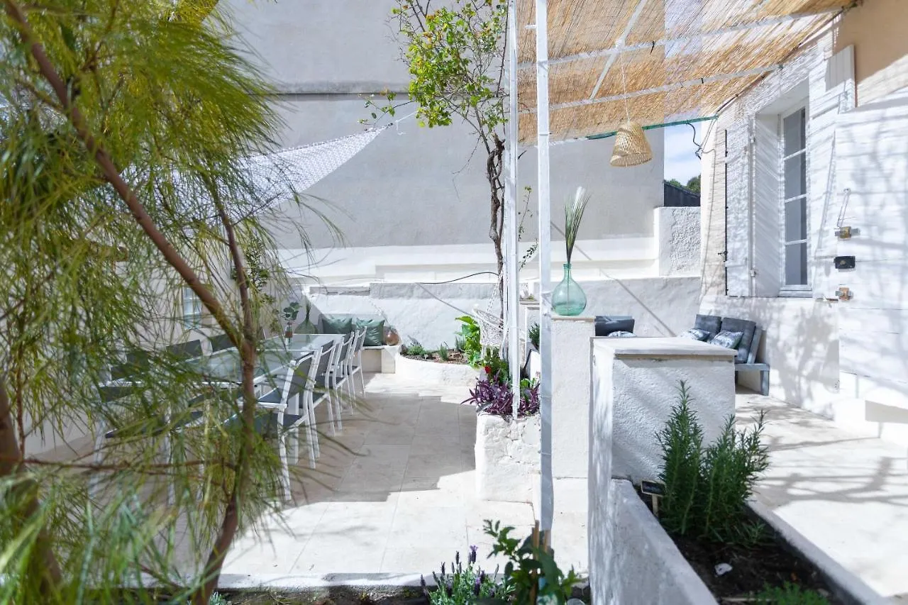 La Maison De Famille 3 Chambres 8 Pers Terrasse Parking Clim Marseille France